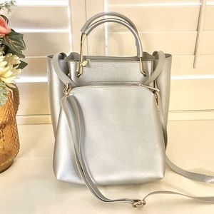 Woman's purses satchel-crossbody/Tote